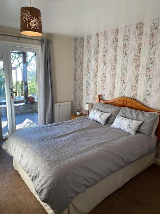 3 Bedroom Lodge With Hot Tub On Lovely Quiet Holiday Park In Cornwall Gunnislake Exterior foto