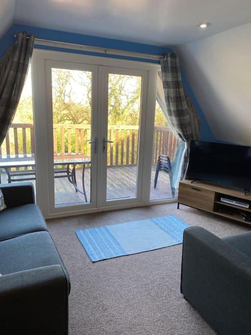 3 Bedroom Lodge With Hot Tub On Lovely Quiet Holiday Park In Cornwall Gunnislake Exterior foto